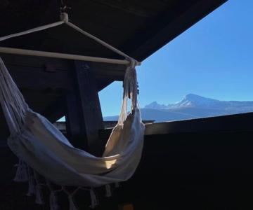 NEUES ruhiges Apartment, Bergblick, Stellplatz