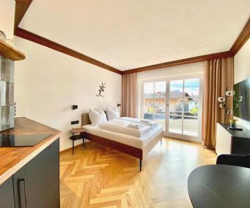 Apartment mit Terrasse & Bergblick I Parkplatz I Seenähe