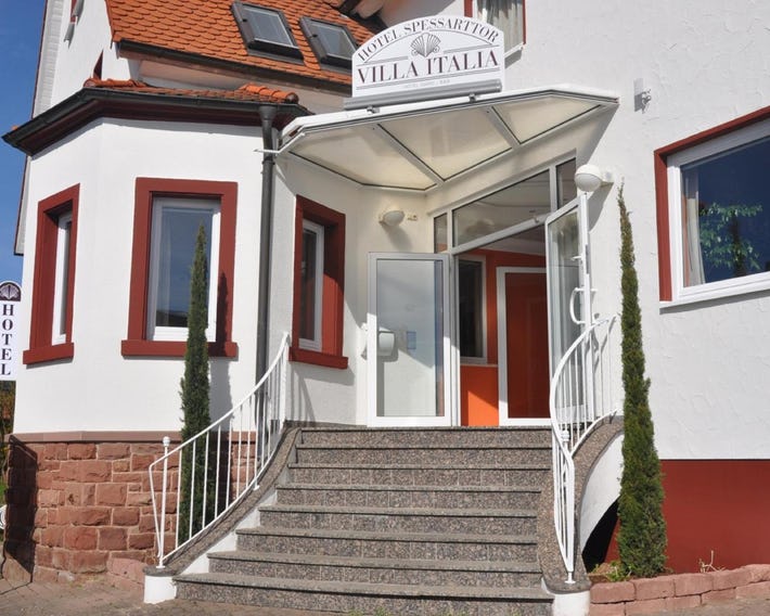 Häuser der Villa Italia