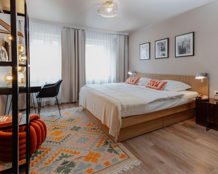 Hotel Lux