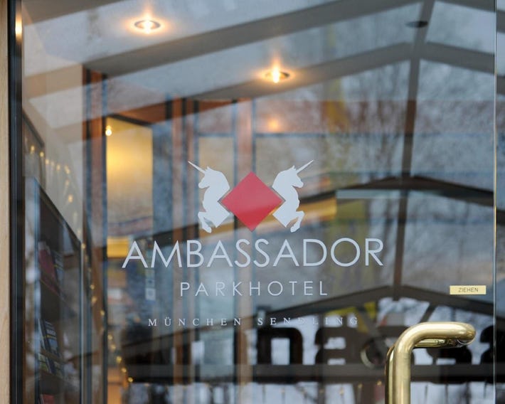 Ambassador Parkhotel