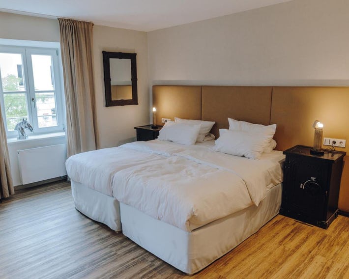 Little 7 - Boutique Hotel