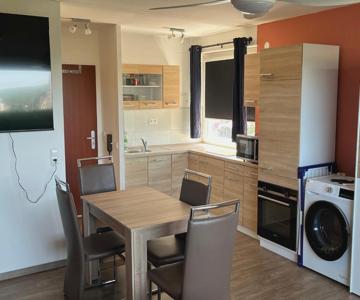 Schönes Apartment Mit Festungsblick - Free Parking -
