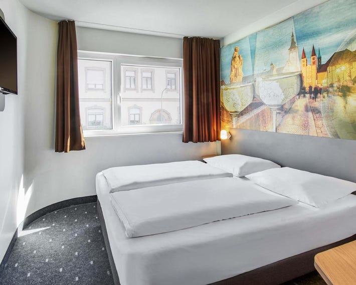 B&B HOTEL Würzburg-City
