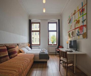 2 Bedroom Apartment (ABEMI)