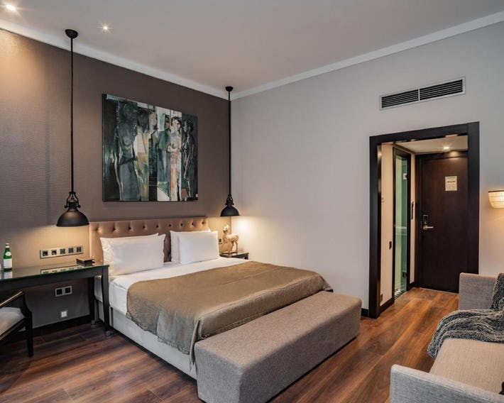 Quentin Design Hotel