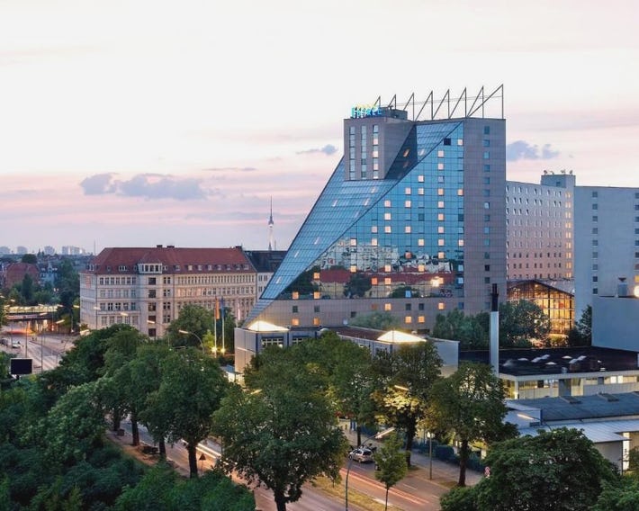 Estrel Hotel
