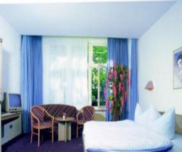 BIRTH City Hotel Berlin West