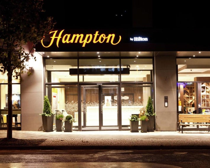 Hampton By Hilton Berlin City East Side Gallery