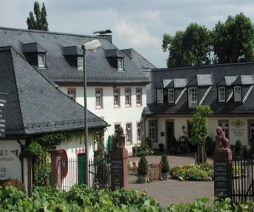 Residenz Weingut Schloss Reinhartshausen