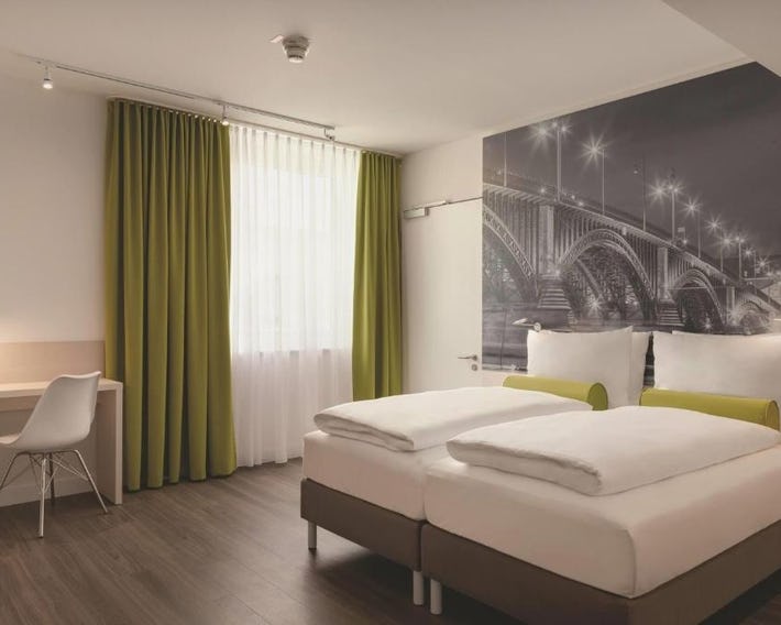 Super 8 by Wyndham Mainz Zollhafen