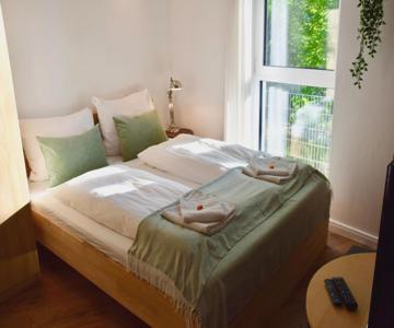 Stilvolle Wohnung mit Balkon & Parkplatz