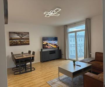 Grose Wohnung mit XXl-Balkon in Schwerin Mitte