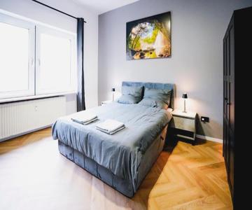 J&jbermudastay A Luxurious Double-bedroom With A Private Bathroom And Shared Kitchen In Bochum Cente