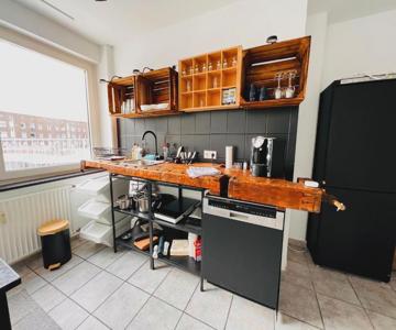 Zentrales Großzügiges Apartment Mit Dachterrasse!
