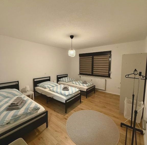 MA Apartments - Free Parking, Free WiFi, Relax & Coffee,