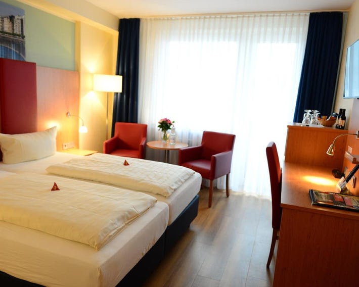 Hotel National Düsseldorf (Superior)