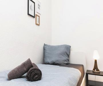 Cosyhomes24 - Centrally With Parking Space - Ha01