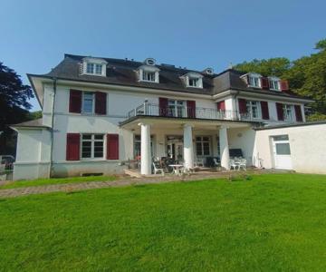 Die Villa, Zimmer 23, Ez