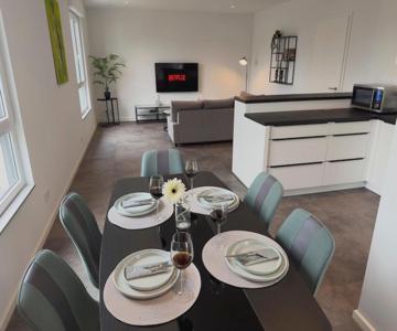 Luxus-Penthouse mit Terrasse & Klima