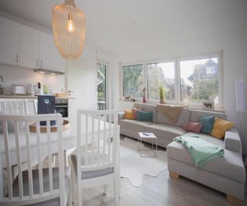 Welcome in - Ferienwohnung 'Auszeit Winterberg' mit Balkon mit Aussicht und Abstellraum
