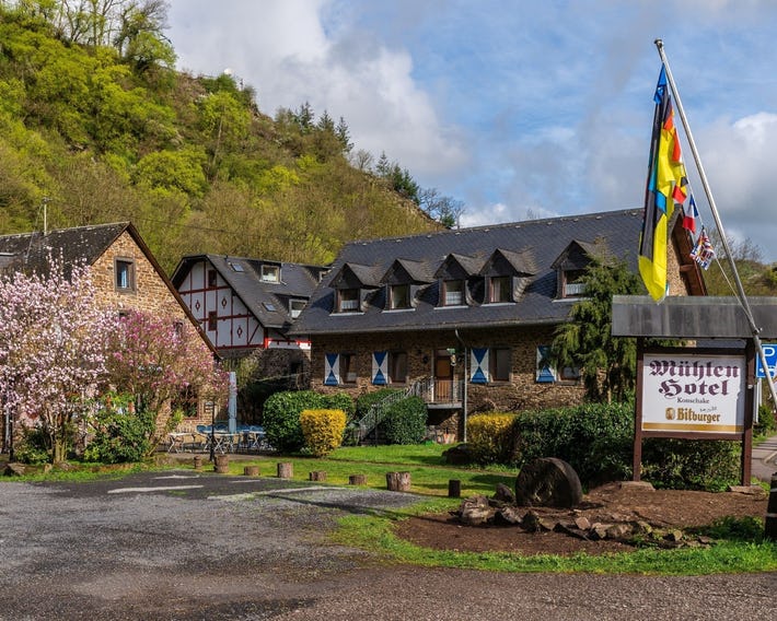Mühlen Hotel KONSCHAKE Burgen 
