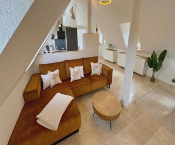 Design Penthouse im Schlossareal Deidesheim