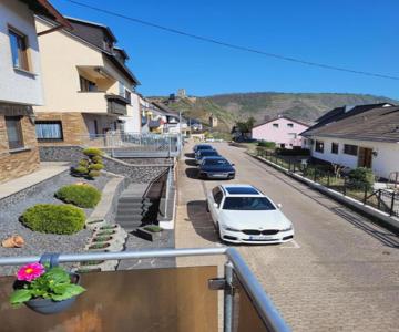 Ferienwohnung Burg- und Moselblick