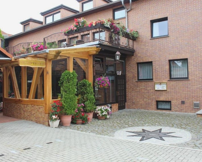 Hotel und Pension Am Burchardikloster