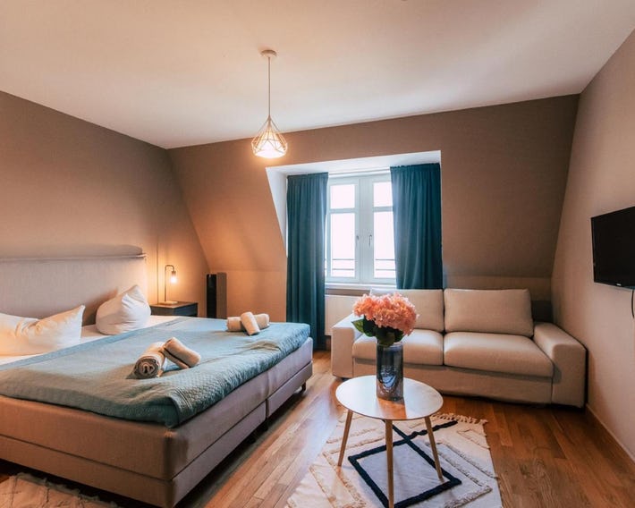 Luga Homes - Stadthaus