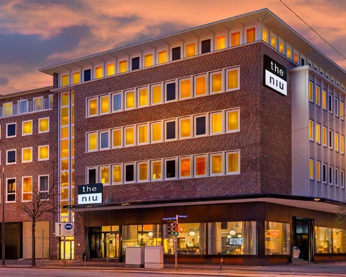Holiday Inn - the niu, Welly Kiel