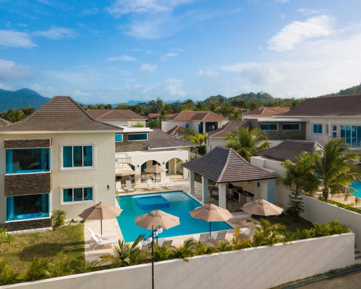 The Royal Villas