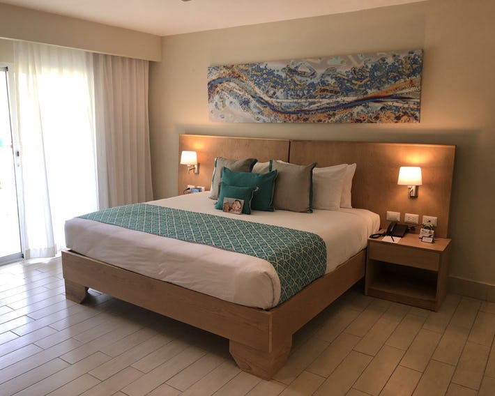 Lifestyle Kosher Tropical Suites