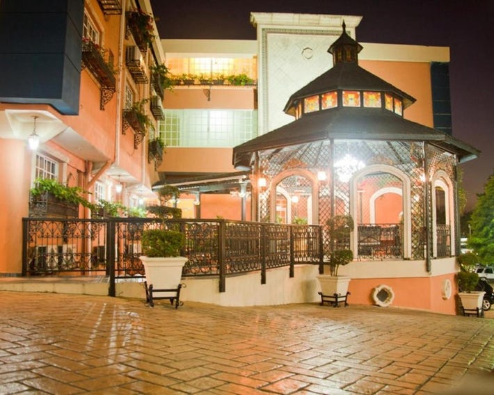 Platino Hotel & Casino