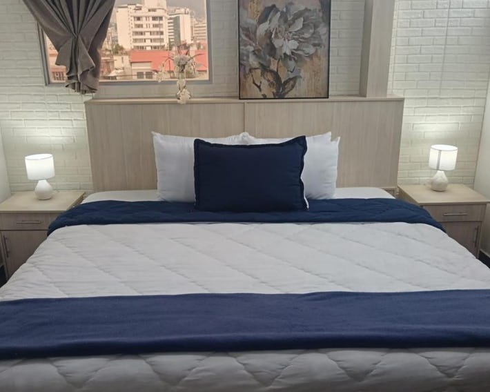 Art Plus Hotel