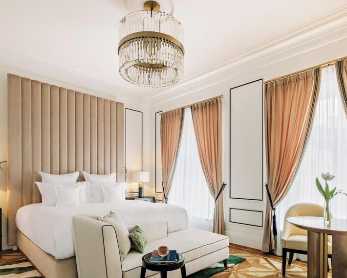 Hotel St.Petersbourg