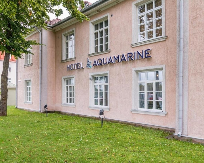 Aquamarine Hotel - Lauluväljak