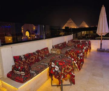 Tuya Pyramids View Hotel