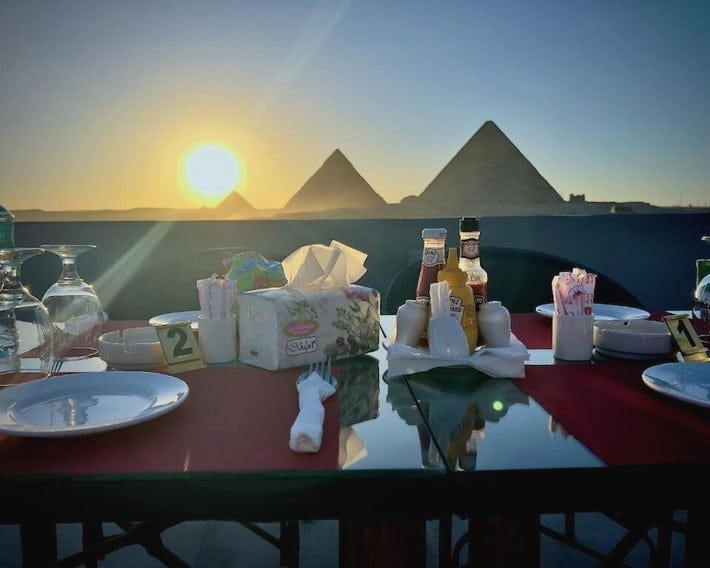 Fabulous View Pyramids Inn