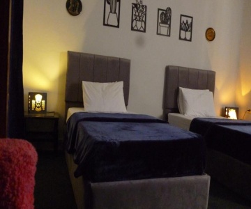 7 Pyramids Guest House