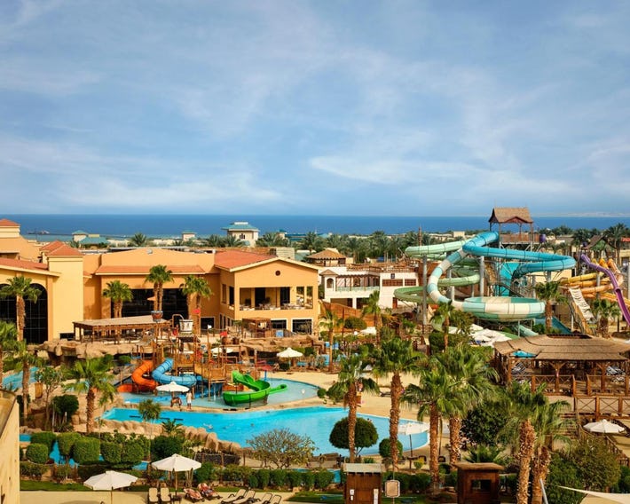 Coral Sea Aqua Club