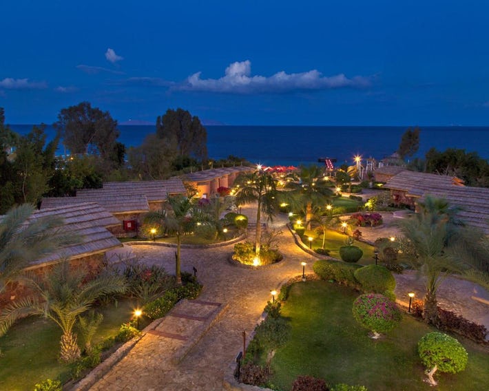 Xperience Hill-Top Beach Resort