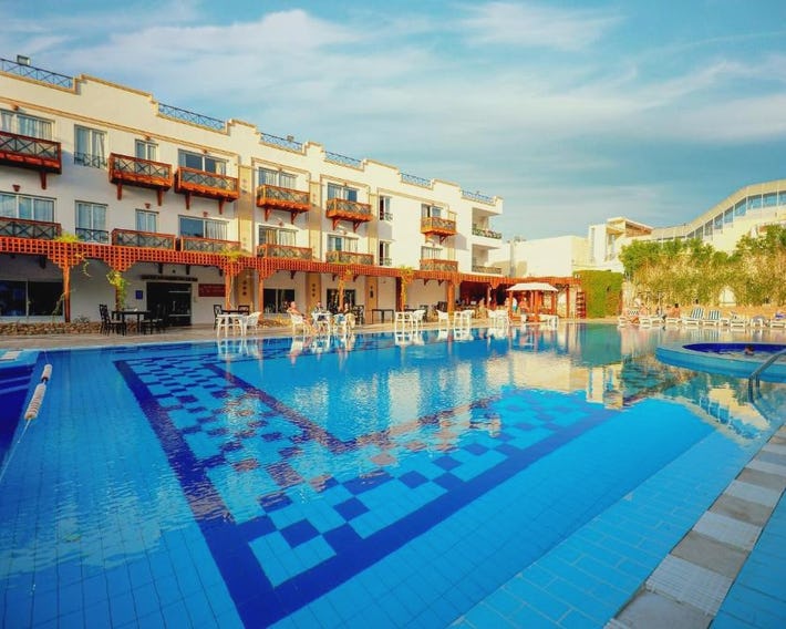 Falcon Naama Star Hotel