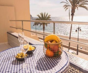 Orilla Beach House