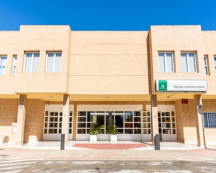 Albergue Inturjoven Almería - Hostel