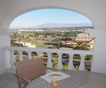 Luxury apartment in central Almerimar with Free Secure Parking