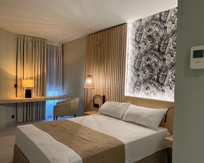 Hotel Noy