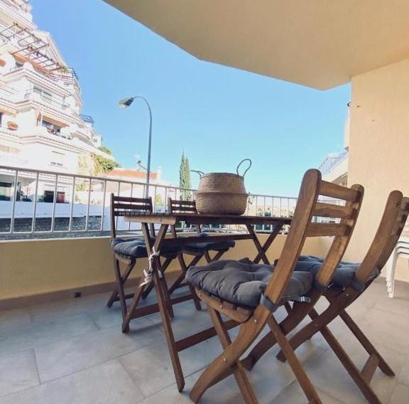 PRECIOSO APARTAMENTO EN EL TESORILLO