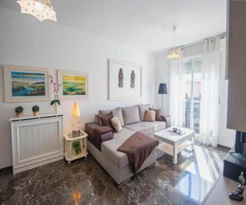 Luna Apartment