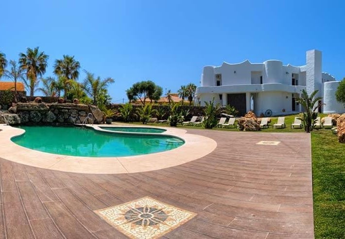 Apartamentos Turisticos Bahia De Trafalgar